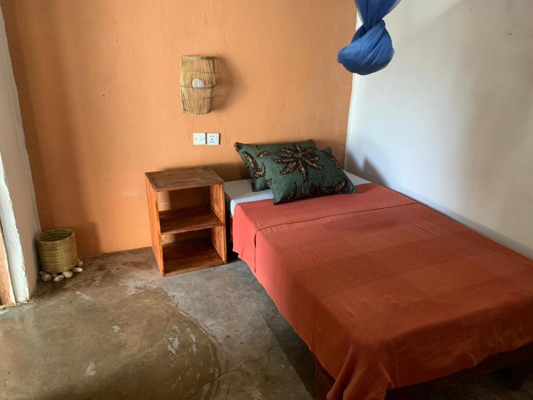 Soul Rebel Lodge & Backpackers Nkhata Bay ภายนอก รูปภาพ