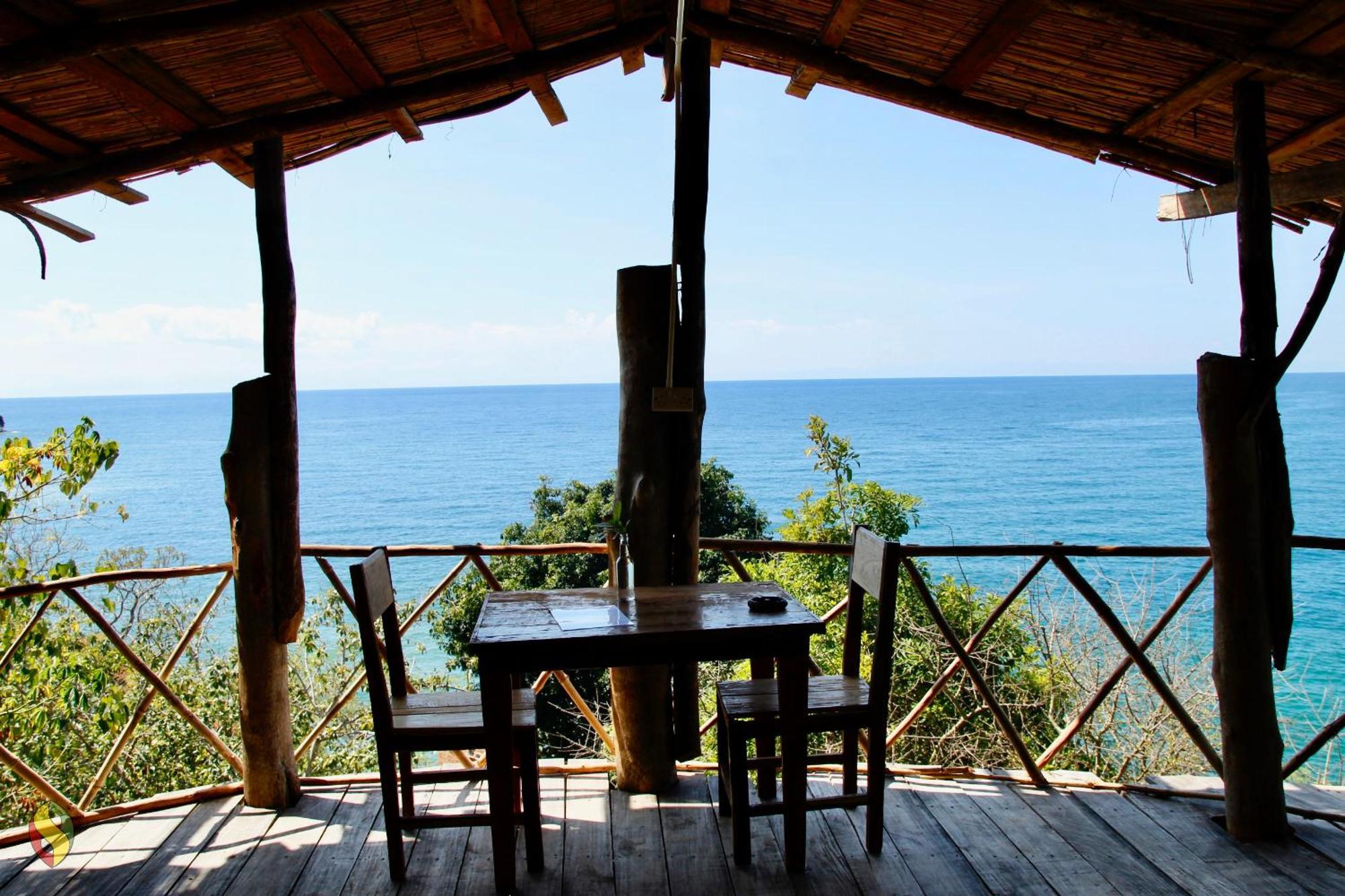 Soul Rebel Lodge & Backpackers Nkhata Bay ภายนอก รูปภาพ
